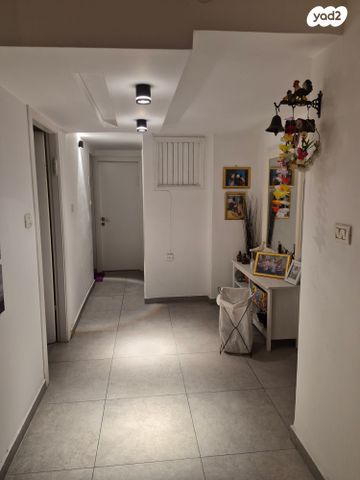 דירה, התקווה 3, שכונת גפן, רמת גן