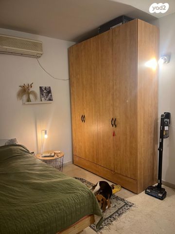 יחידת דיור, יורדי הסירה 12, נווה עוז, פתח תקווה