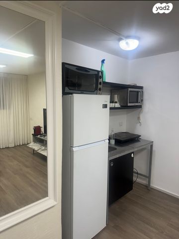 שושנת יעקב 21