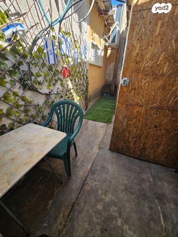 יחידת דיור, י' 12, נווה ברבור, כפר שלם מערב, תל אביב יפו