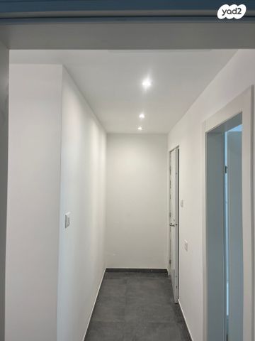 דירה, לאה גולדברג 2, חתני פרס ישראל, באר יעקב