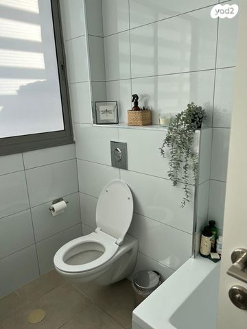 דירה, הצלע 12, נחלת גנים, רמת גן