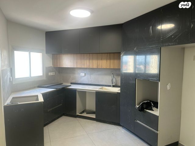 דירה, מנחם בגין 4, רמת פולג, נתניה