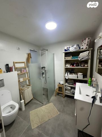 דירת גן, הר נבו 35, יד התשעה, שביב, הרצליה