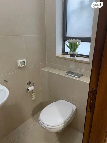 יחידת דיור, ימין שושן 40, כפר גנים ג, פתח תקווה