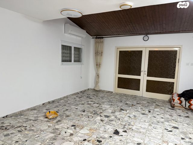 בית פרטי/ קוטג', דן 12, נווה ציון, גדרה