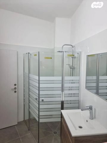 דירה, סירקין 15, בורוכוב, גבעתיים