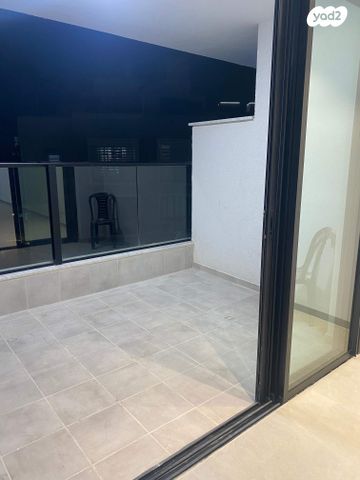 דירה, ישראל זנגוויל 43, צפון מזרח מרכז העיר, נתניה