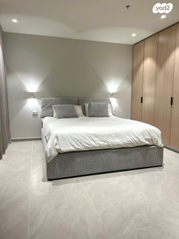 פרופסור יחזקאל קויפמן 6