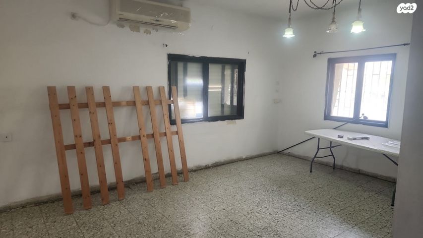 בית פרטי/ קוטג', הטייס 75, אביב, ראש העין