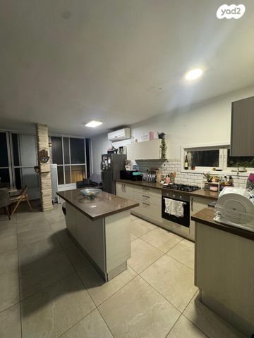 האחים סמילצ'נסקי 33