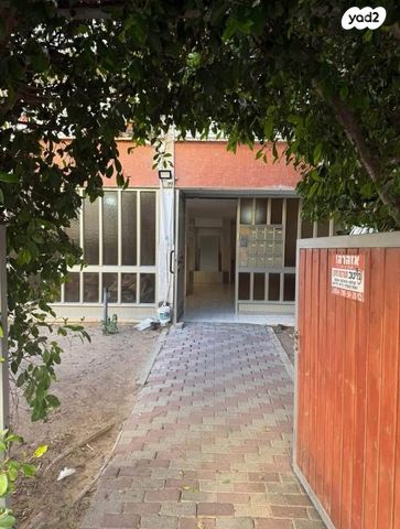 דירה, נתיב הרב משאש 5, קרית ים ד', קרית ים