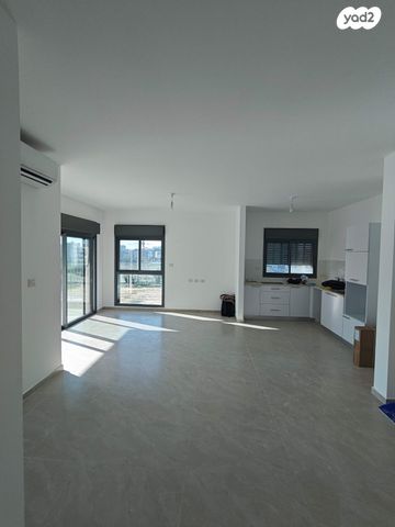 דירה, אפיקי מים 14, אגמים מזרח, אשקלון