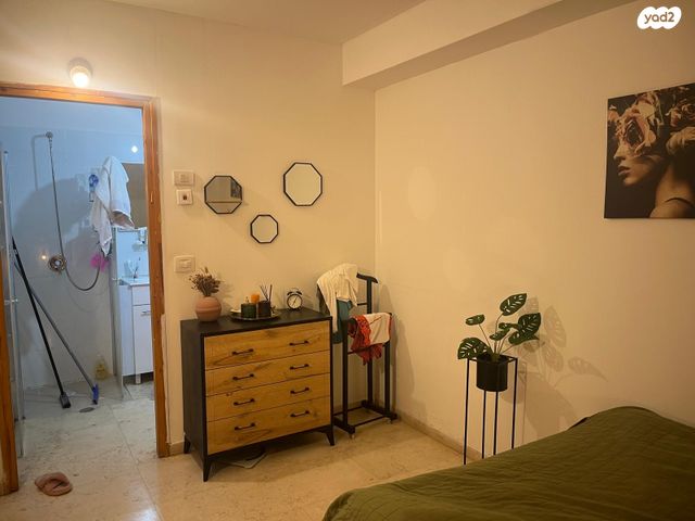 יחידת דיור, יורדי הסירה 12, נווה עוז, פתח תקווה