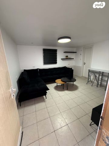 יצחק בן צבי 92