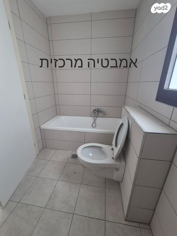 דירה, כובשי החרמון 13, שעריים, רחובות
