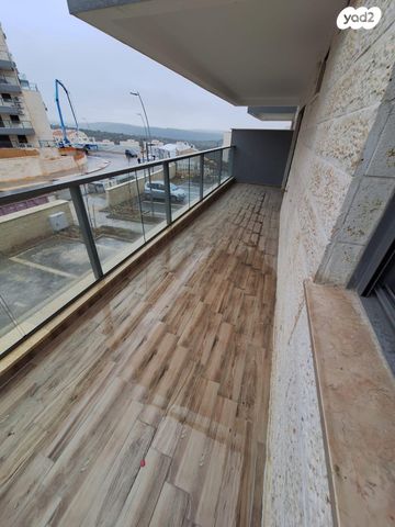 דירה, רב חלקיה בר טובי 17, נתיבות ישראל / רמת בית שמש ד-4, בית שמש