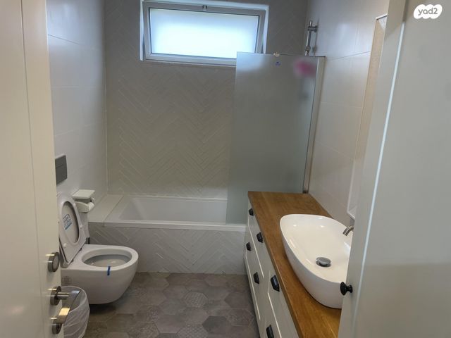 דירה, הר דלתון 585, מכבים, מודיעין מכבים רעות