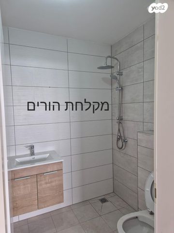 דירה, כובשי החרמון 13, שעריים, רחובות
