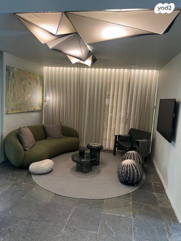 משרדים, ה' באייר 64, הצפון החדש - כיכר המדינה, תל אביב יפו