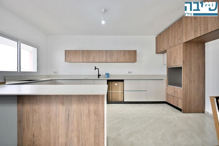 דירה, רא"ל מוטה גור, היובל, שרונה, רחובות