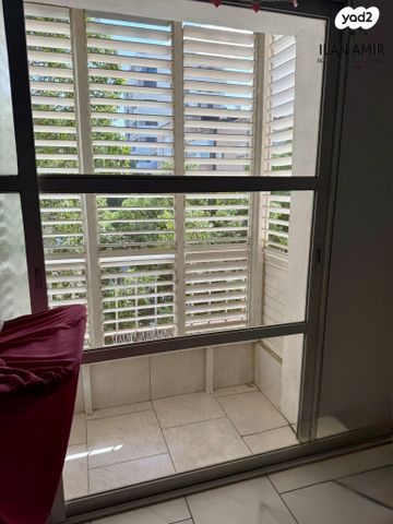 דירה, ביאליק 54, שכונת בן גוריון, מרכז העיר ג', רמת גן