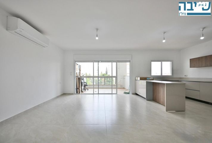 דירה, רא"ל מוטה גור, היובל, שרונה, רחובות