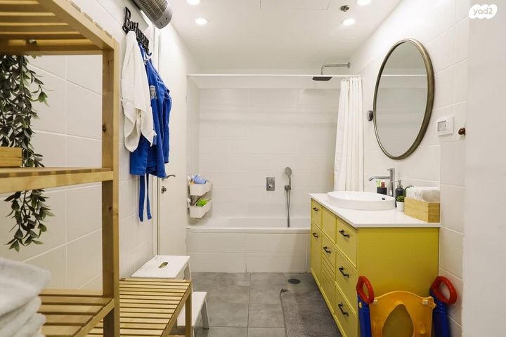 גג/ פנטהאוז, פרופ' אפרים קציר 17, רחובות המדע, רחובות