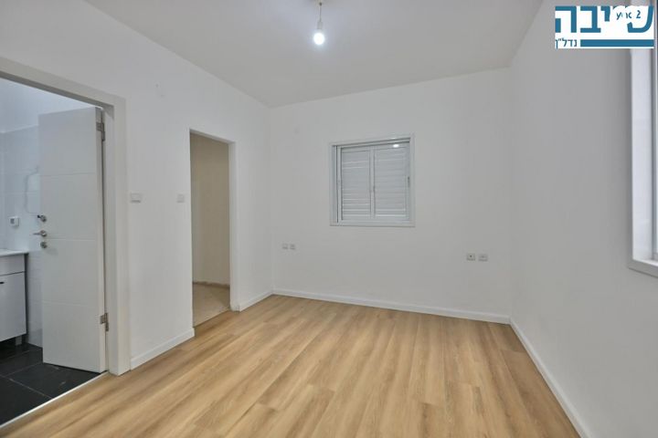 דירה, רא"ל מוטה גור, היובל, שרונה, רחובות