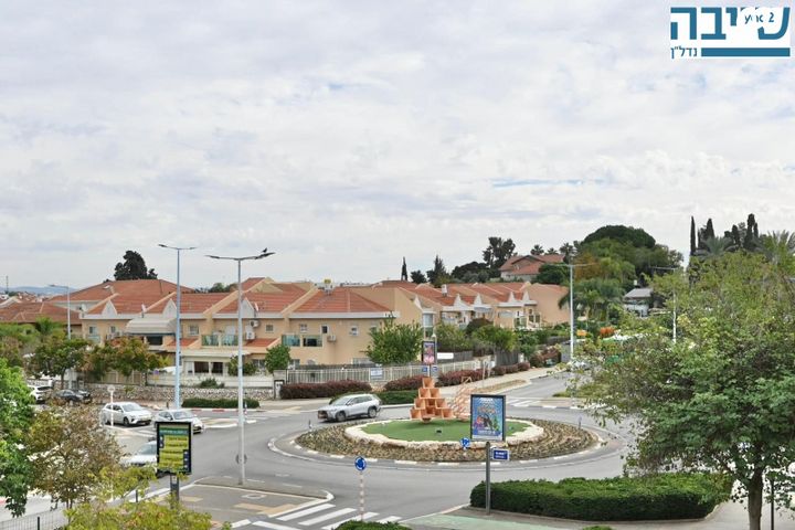 דירה, רא"ל מוטה גור, היובל, שרונה, רחובות