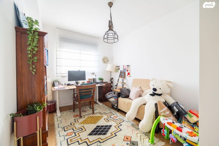 דירה, דרך העמק, מתחם מרכזי, גני תקווה