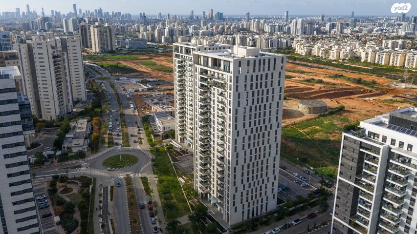 דירה, דרך העמק, מתחם מרכזי, גני תקווה