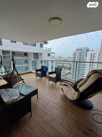 דירה, דגניה, חולון