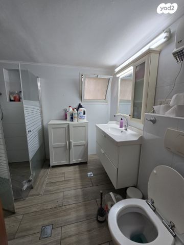 דירת גן, אילון 13, מרכז העיר, סביניה, הוותיקה, קרית ביאליק