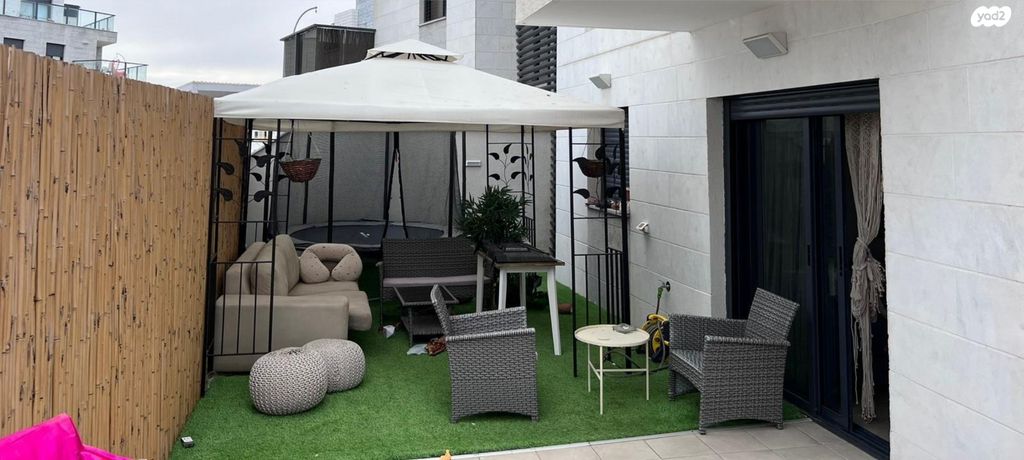 דירה, צאלה, גדרה הצעירה, גדרה