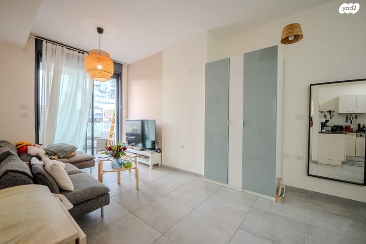 דירה, החשמונאים 96, גני שרונה, קרית הממשלה, תל אביב יפו