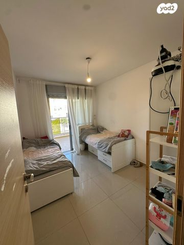 דופלקס, קרית מלאכי