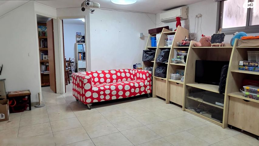 דירת גן, אילון הזבולוני, מוצקין הותיקה, קרית מוצקין