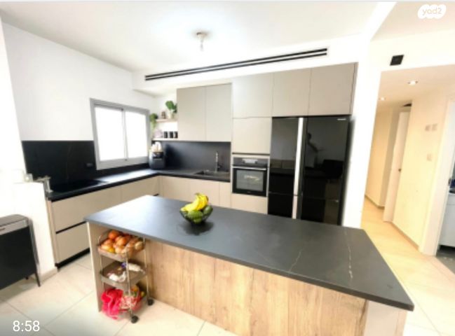 נווה שרון / שער העיר