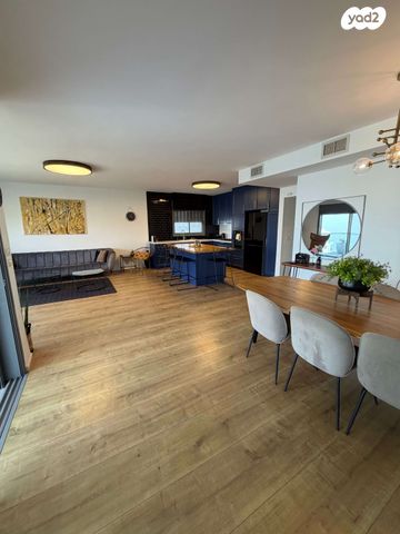 גג/ פנטהאוז, טבריה