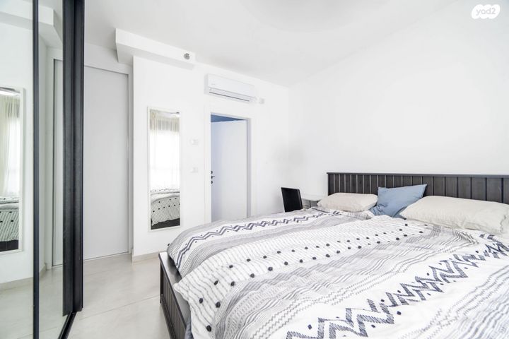 דירה, בר אילן, נווה דוד רמז, רעננה