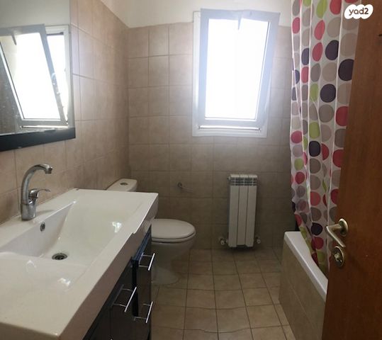 דירה, הרב כלפון משה הכהן, חומת שמואל, הר חומה, ירושלים