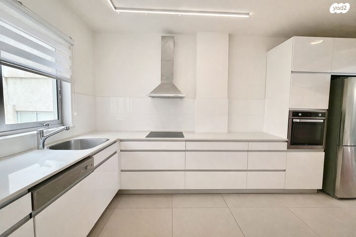 דירה, נס ציונה, תל אביב יפו