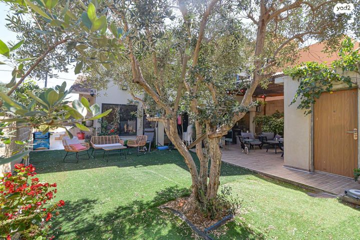 דו משפחתי, הדקלים, נווה אשר, פרדס חנה כרכור