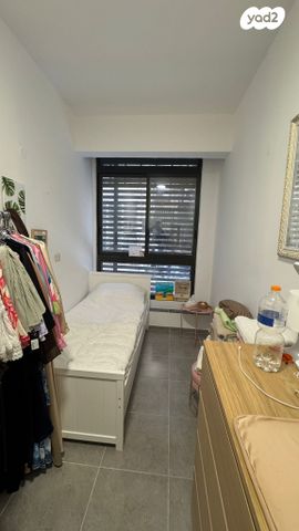 דירה, הל"ה, גבעתיים