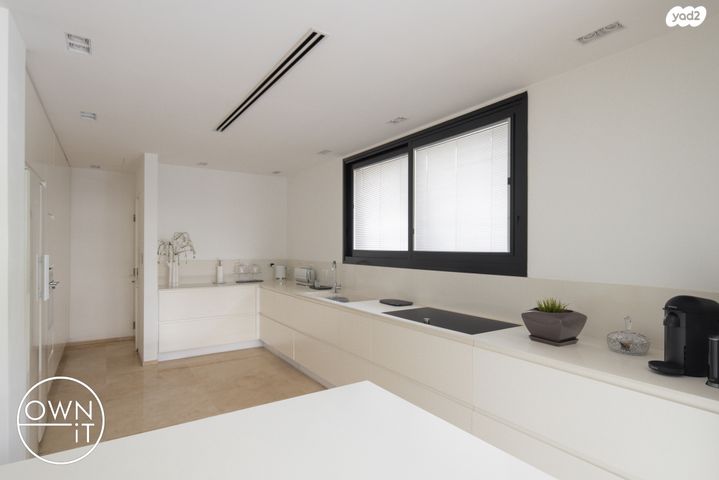 בית פרטי/ קוטג', הוד השרון