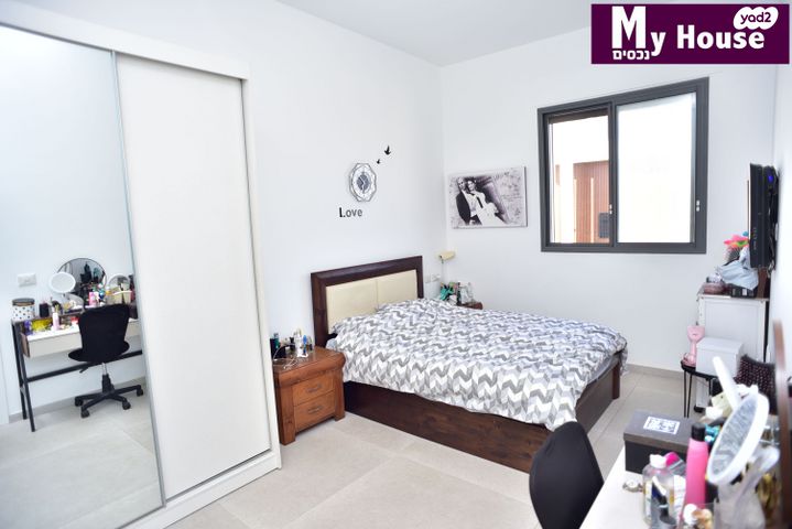 בית פרטי/ קוטג', ארבע אמהות, גדרה מזרח, גדרה