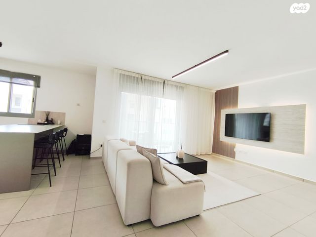 דירה, גולדה מאיר, מודיעין מכבים רעות