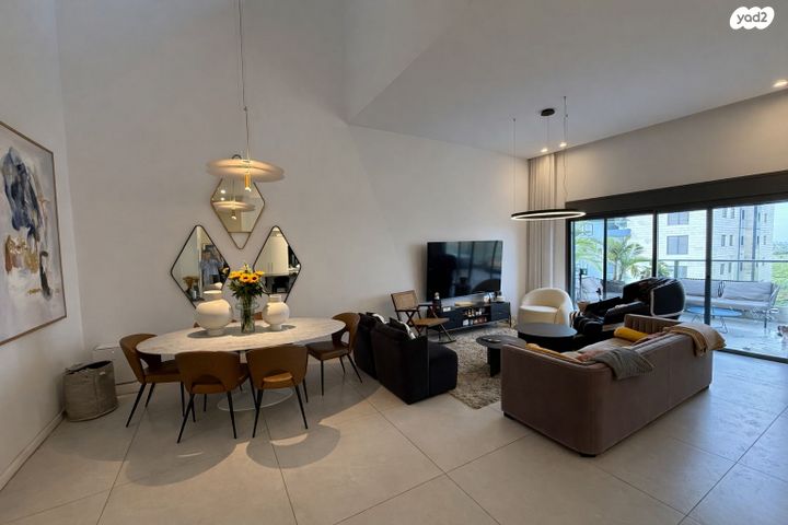 גג/ פנטהאוז, כפר יונה