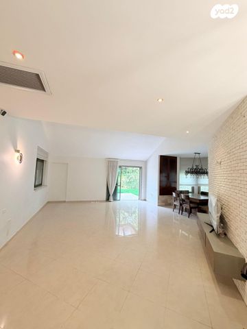 בית פרטי/ קוטג', שאר העיר, להבים